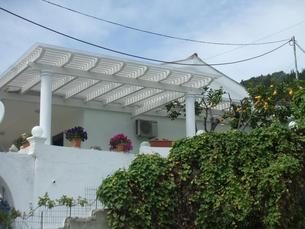 Agathi Beach House Agios Gordios  Extérieur photo