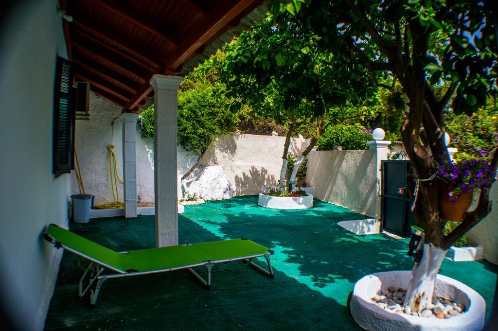 Agathi Beach House Agios Gordios  Extérieur photo