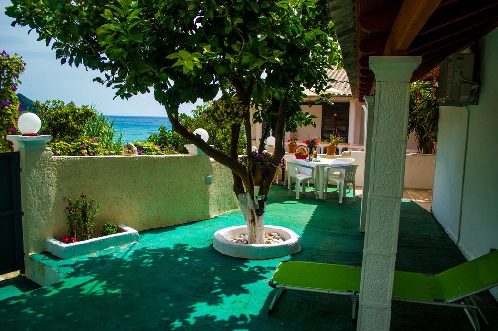 Agathi Beach House Agios Gordios  Extérieur photo